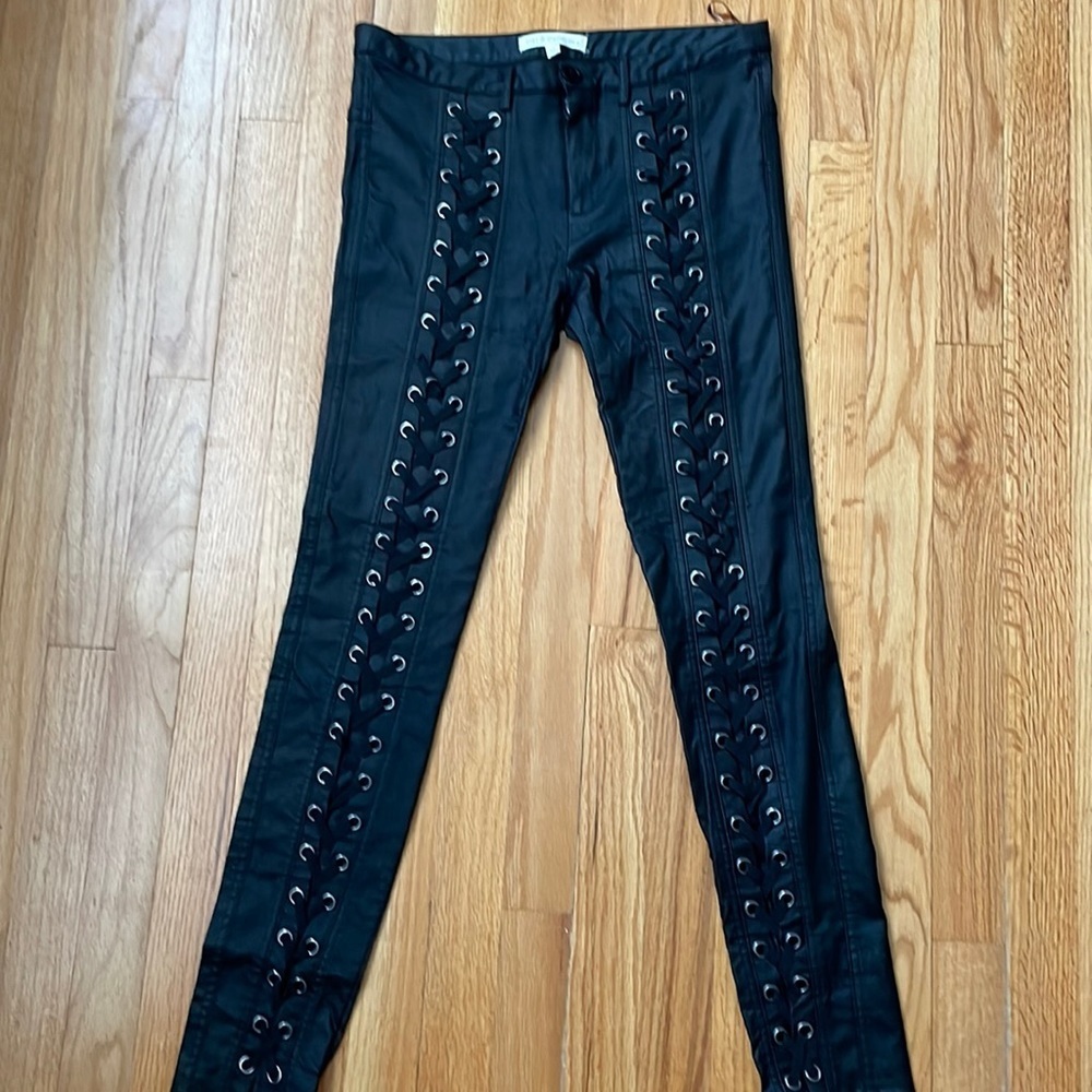 Hot & delicious  lace up pants‎ L A9